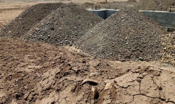 ساختوساز در محوطۀ باستانی کنارصندل متوقف شد