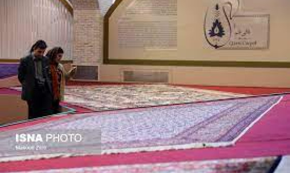 نمایش قالیهای تاریخی کرمان در موزۀ یزد