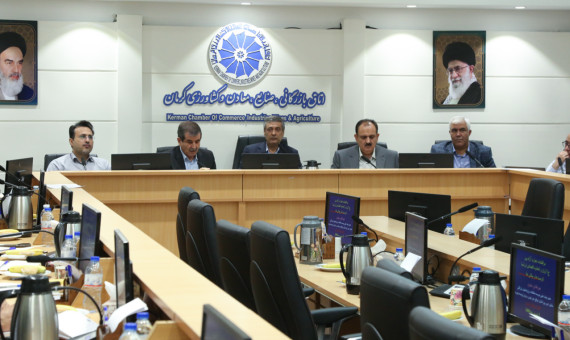 مس، فولاد، پسته و خرما ستون‌های اصلی صادرات کرمان