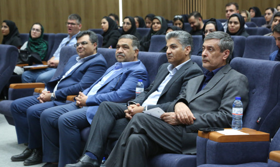 سقوط 5 پلهای رتبۀ کسبوکار استان کرمان