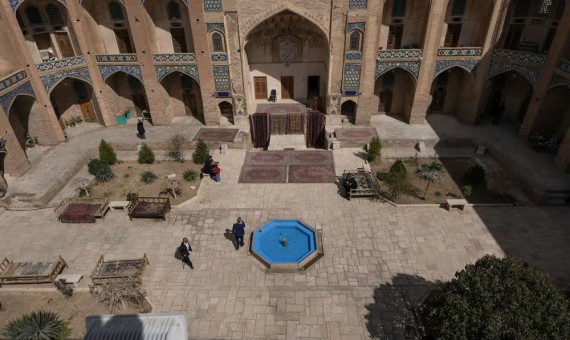  نشت آب در کاروانسرای گنجعلی خان کرمان کذب است 