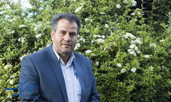 فعلا قصدی برای کاندیدا شدن در انتخابات ندارم