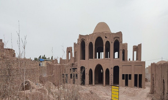 عمارت کلاه‌فرنگی رفسنجان تعیین‌تکلیف می‌شود