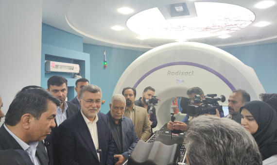 رونمایی از پیشرفته‌ترین دستگاه توموتراپی در بیمارستان شفا کرمان