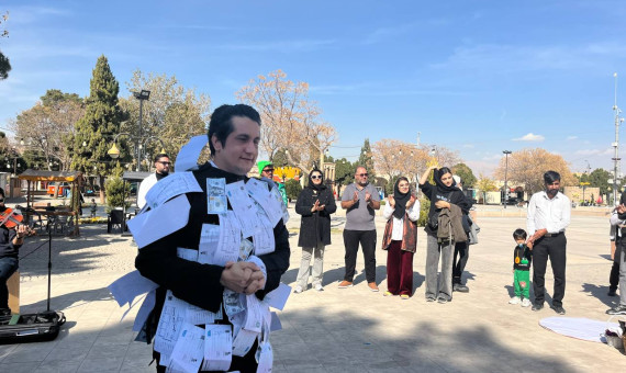 اجراهای خیابانی از دغدغه فرزندآوری تا روایت نسل زد