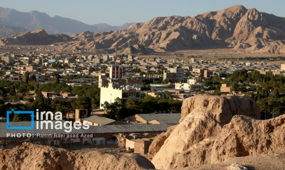 هشدار نسبت به تخریب کوه‌های شیوشگان در شهر کرمان