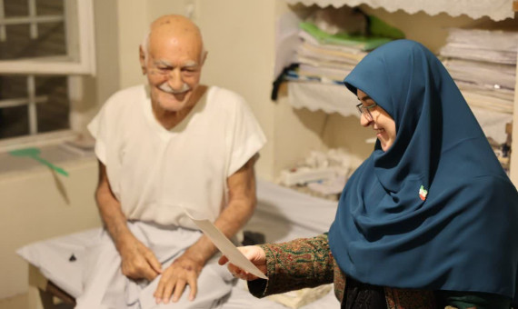  قدردانی از نیم‌قرن خدمت بی‌ادعای عطا احمدی