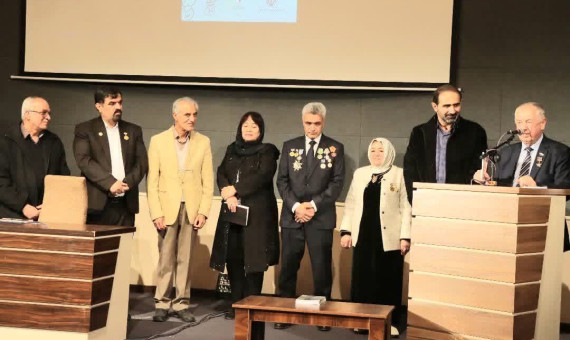 رونمایی از کتاب «ماه در طشت» و بازشناسی اوحدالدین کرمانی