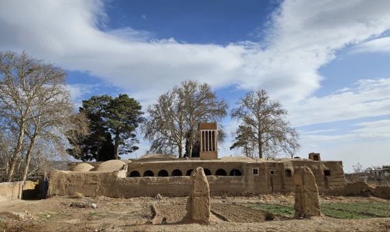 شهرداری کوهبنان، عمارت تاریخی«وکیلی» را تخریب کرد