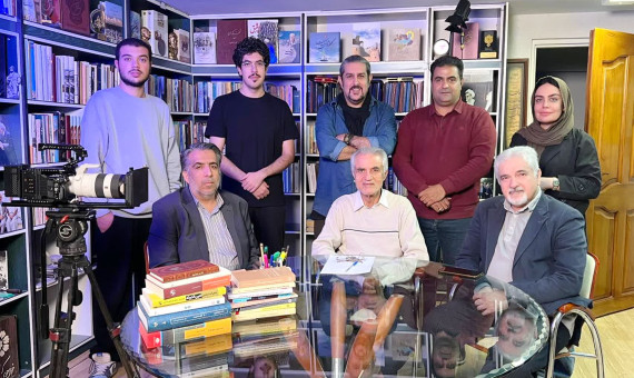 مستند هشتاد سالگی گلابزاده کلید خورد