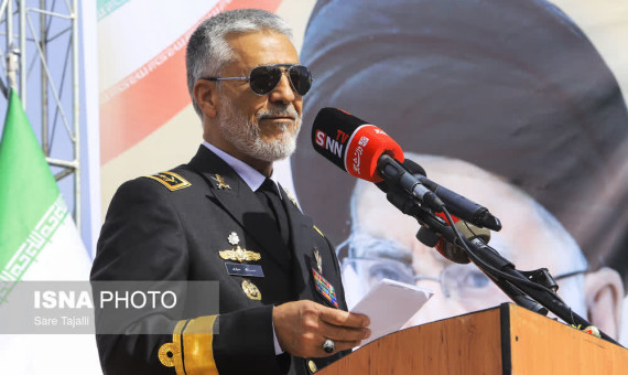 حضور مردم در صحنه همه تهدیدات را خنثی می‌کند