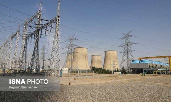 حلقه انسانی اطراف نیروگاه‌های برق در سراسر کشور تشکیل می‌شود
