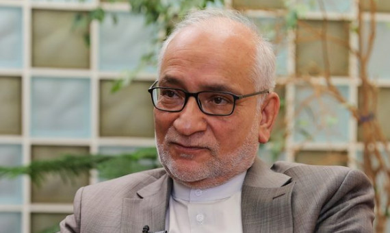 سپردن تریبون به گویندگان بی‌تجربه عاقبت خوشی ندارد