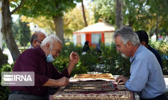 زنگ خطر سالمندی به صدا در آمد؛ کرمان پیرتر می‌شود!