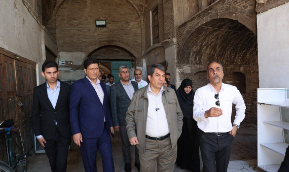  انتقاد از اجرا نشدن مصوبات ساماندهی میدان‌قلعه