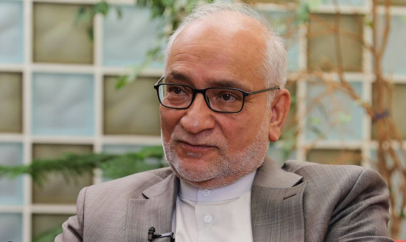 مسئولان پس از جنگ به نوسازی جامع ایران فکر کنند