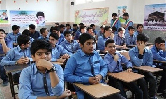 آغاز پیش ثبت‌نام دانش‌آموزان دورۀ متوسطه در مدارس شاهد