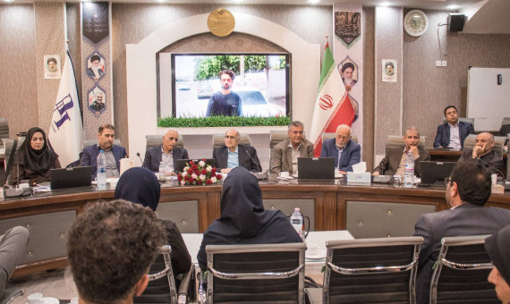 از وضع فعلی حمل‌ونقل عمومی کرمان دفاع نمی‌کنم