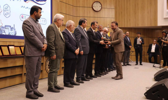 مجتمع صنایع لاستیک بارز سیرجان واحد برتر صنعتی استان انتخاب شد