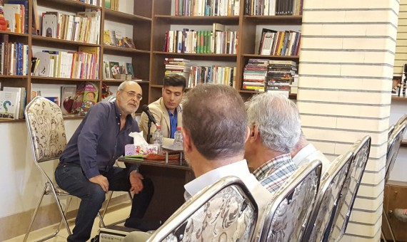 صنعتیزاده یک نابغه بود