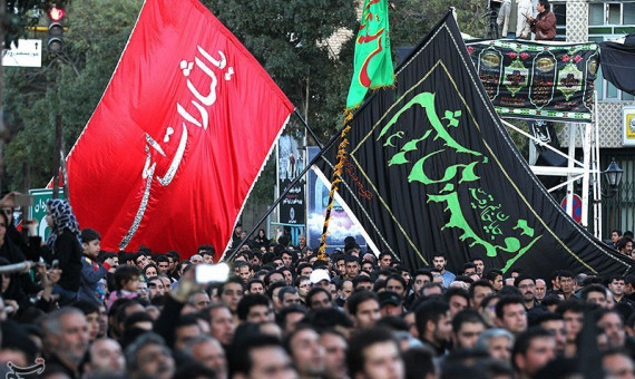اجتماع بزرگ عزاداران حسینی روز اربعین در شهر کرمان