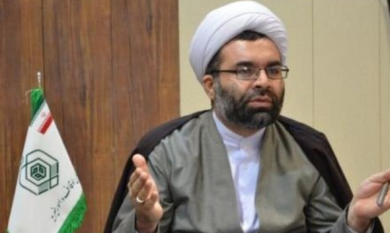 بقاع متبرکه جای باند بازی نیست