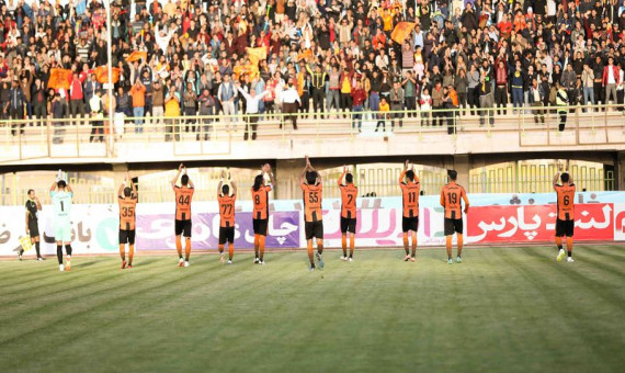 تیم مس کرمان باید به لیگ برتر صعود کند