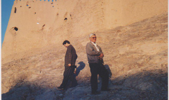مردی با لبخندی چون موج دریا