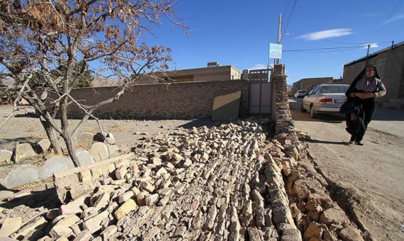 زمین‌لرزه به خانه‌های روستایی و قنوات خسارت وارد کرد