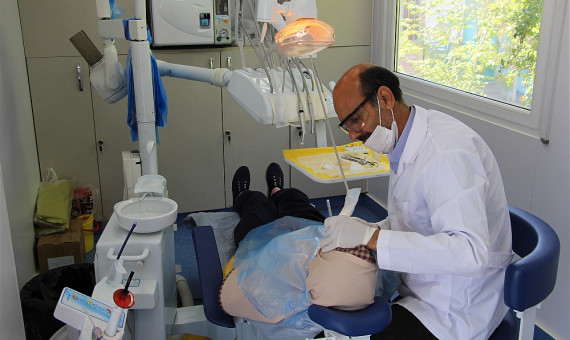 دانش‌آموزان پایه ششم خدمات دندان‌پزشکی دریافت می‌کنند