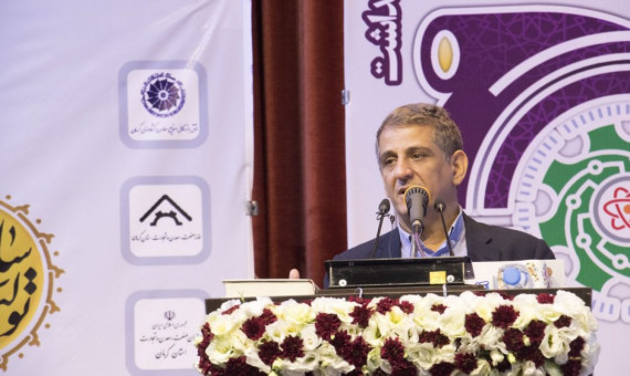 تامین اجتماعی باید خادم ما و کارگران ما باشد