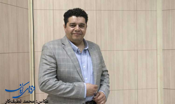 برخی از سازهای موزه تهران به کرمان می‌آید