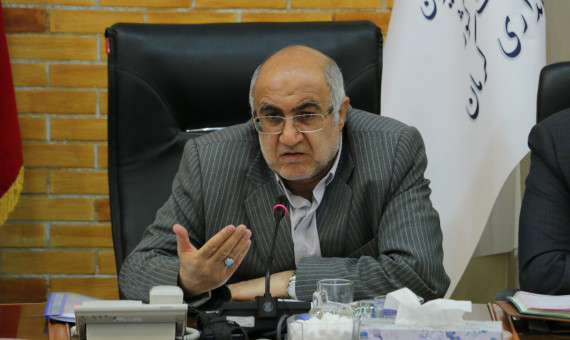   برخی ادارات مصوبات ستاد کرونا را اجرا نمی‌کنند  