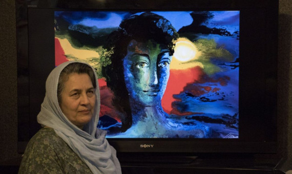 زندگی هنرمندانه و پر رنگ و راز بانوی کرمانی