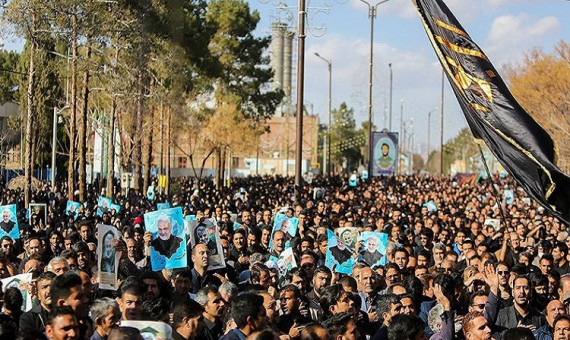 راهپیمایی دفاع از آرمان‌های انقلاب در کرمان برگزار می‌شود