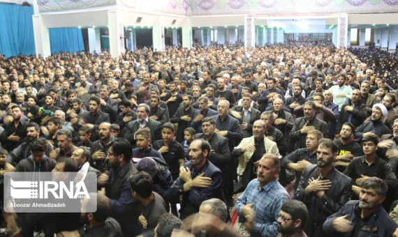 تشییع پیادۀ سردار سلیمانی از فلکۀ آزادی تا مشتاق