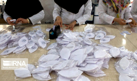 77 هزار ماسک سهمیۀ 5 دانشگاه علوم پزشکی استان