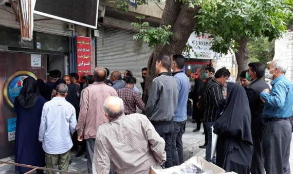 ثبت‌نام حضوری سیم‌کارت رایگان متوقف شود