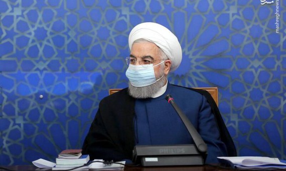 در حال عبور از پیک کرونا هستیم