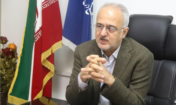 پروندۀ پزشکان مدعی درمان کرونا با شربت گیاهی به دادگاه رفت